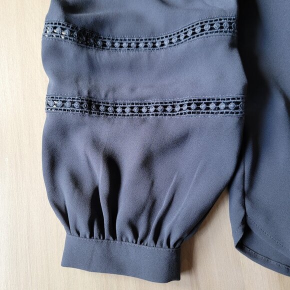 Loft Blouse - Picture 2 of 4